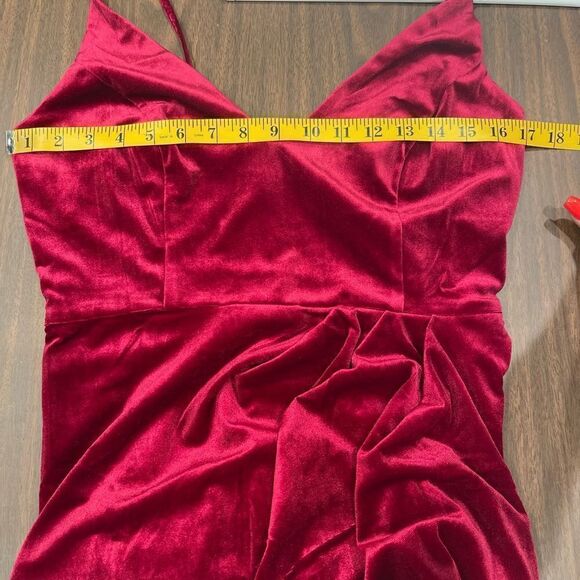 Yumi Kim Felicity Velvet Sleeveless Midi Dress in Wine.Size M - Picture 15 of 16